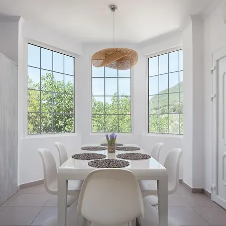 Cosambeli Вилла