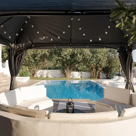 Cosambeli Парамонас