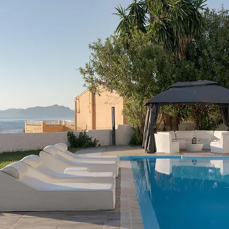 Cosambeli Villa