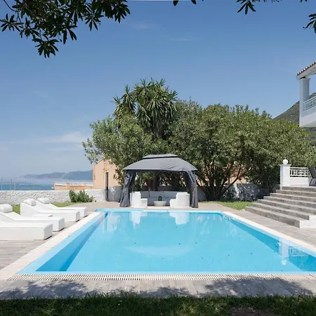 Cosambeli Villa