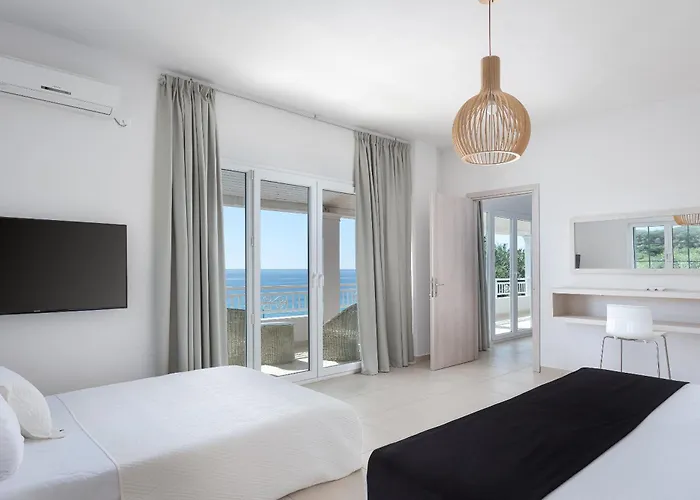 Cosambeli Paramonas (Corfu)