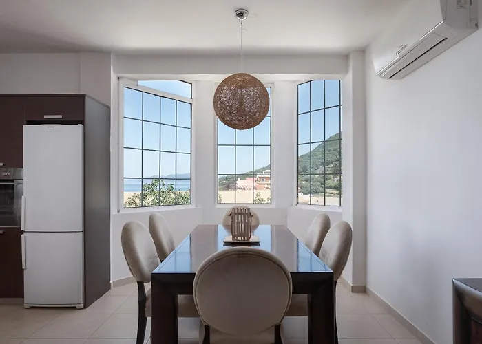 Cosambeli * Paramonas (Corfu)