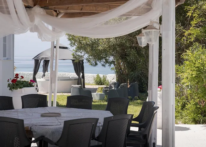 Cosambeli * Paramonas (Corfu)