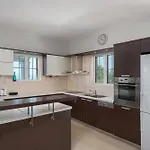 Cosambeli Willa